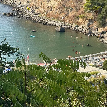 La Terrazza Sulla Baia - Ischia San Montano View * Lacco Ameno (Isola d'Ischia)